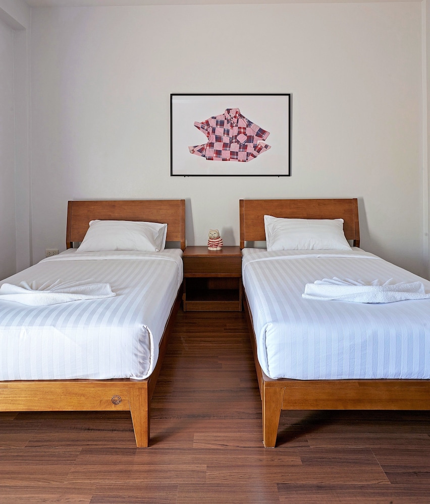 Chez Bure - Bure Homestay 15/76