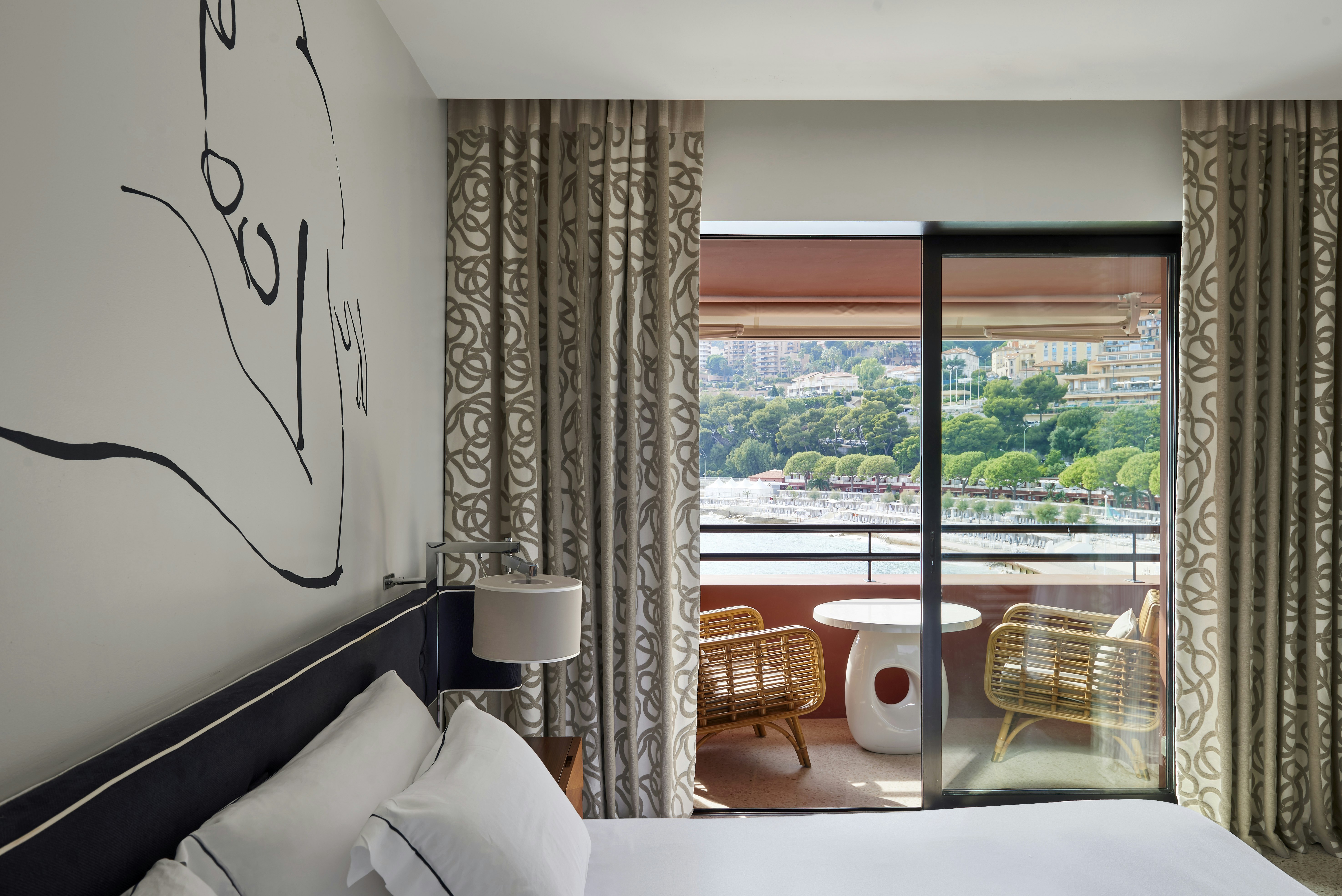 Monte-Carlo Beach Hotel 5/47