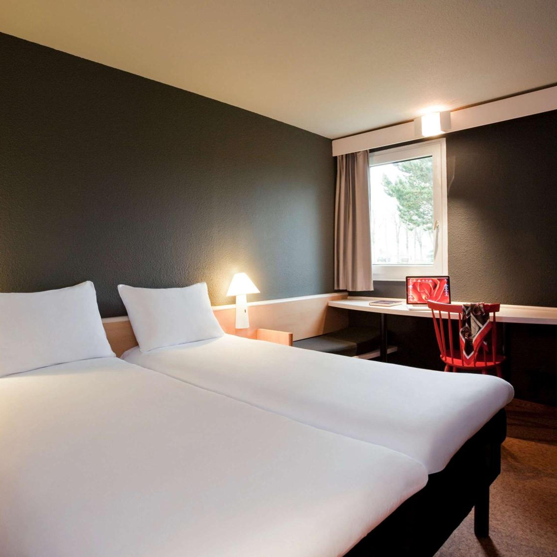 Standard, Double Bed