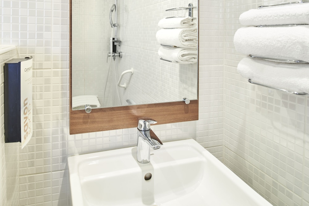Standard, Twin Beds, Sure Hotel by Best Western Valence Nord 4/5