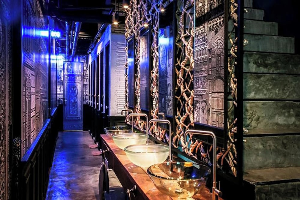 Shade House - Phuket Downtown 45/50