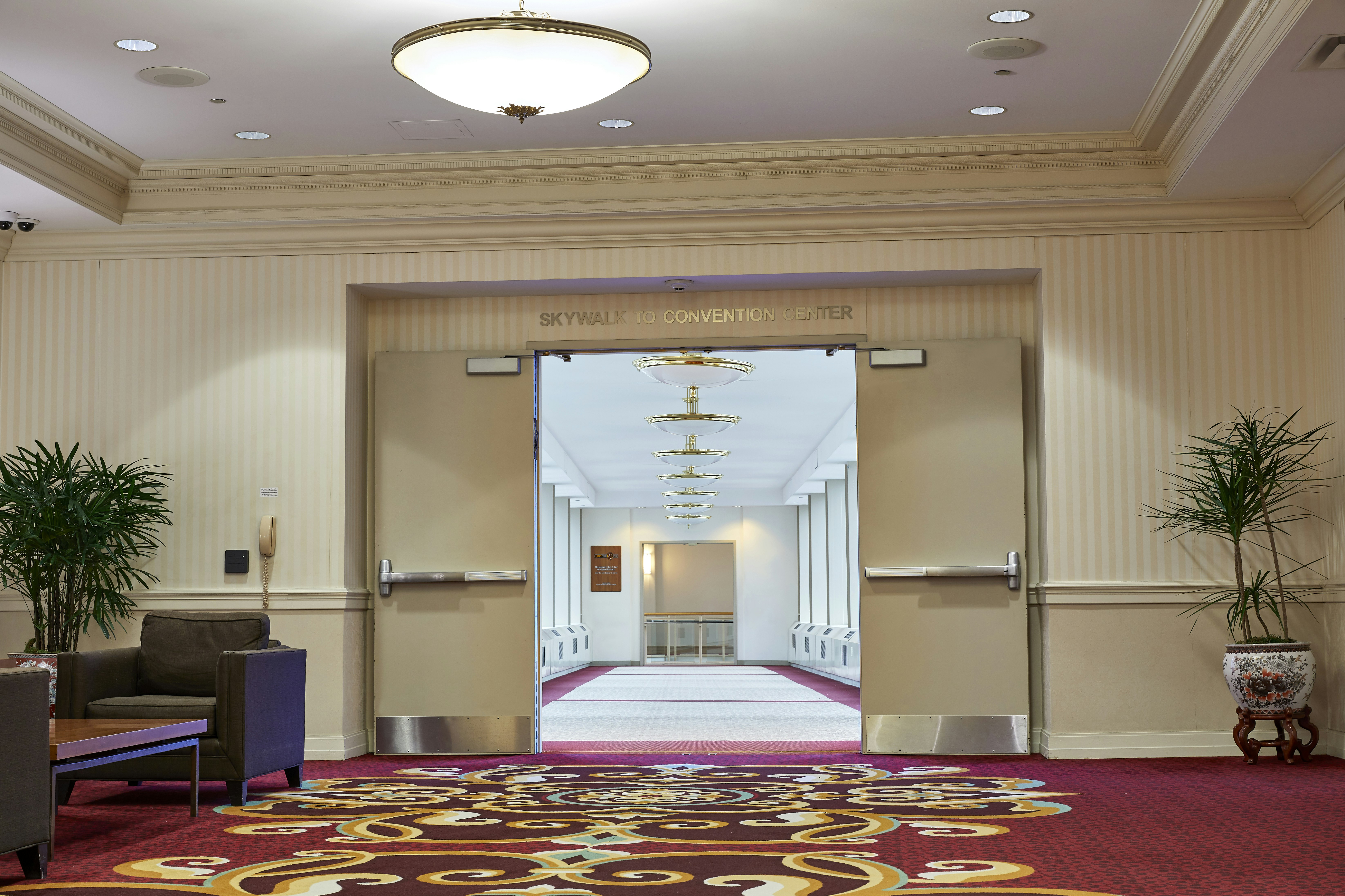 Hilton Milwaukee 3/83