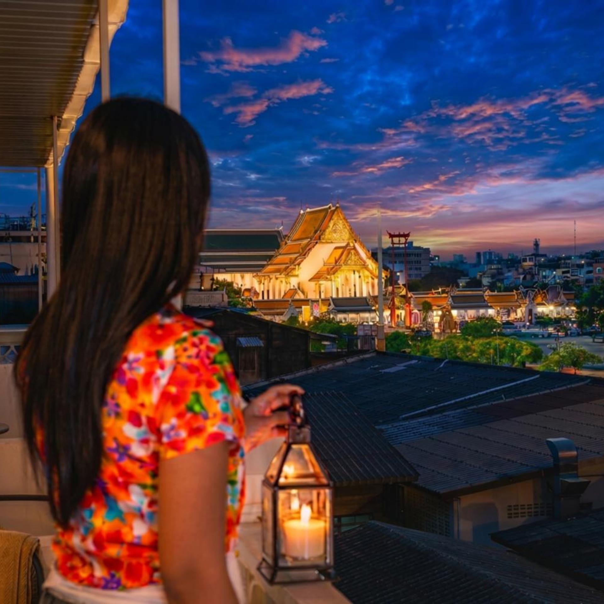 Sri Krungthep Hotel 69/77