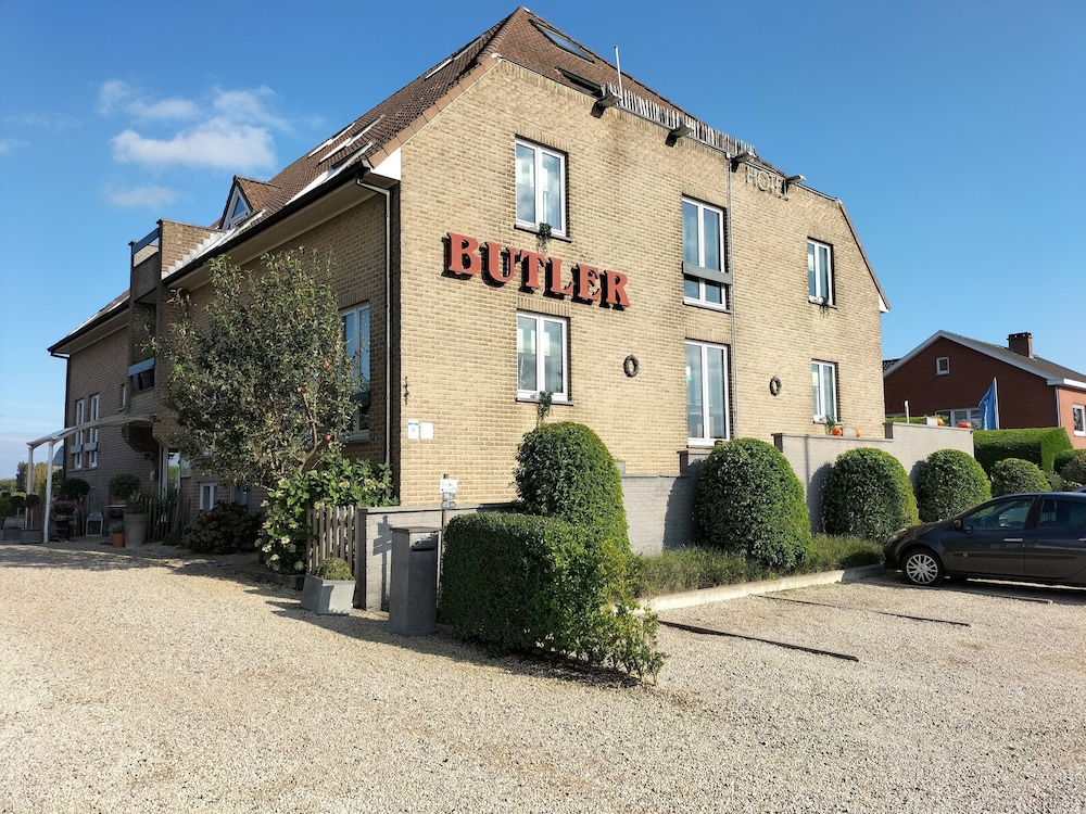 Hotel Butler 48/50