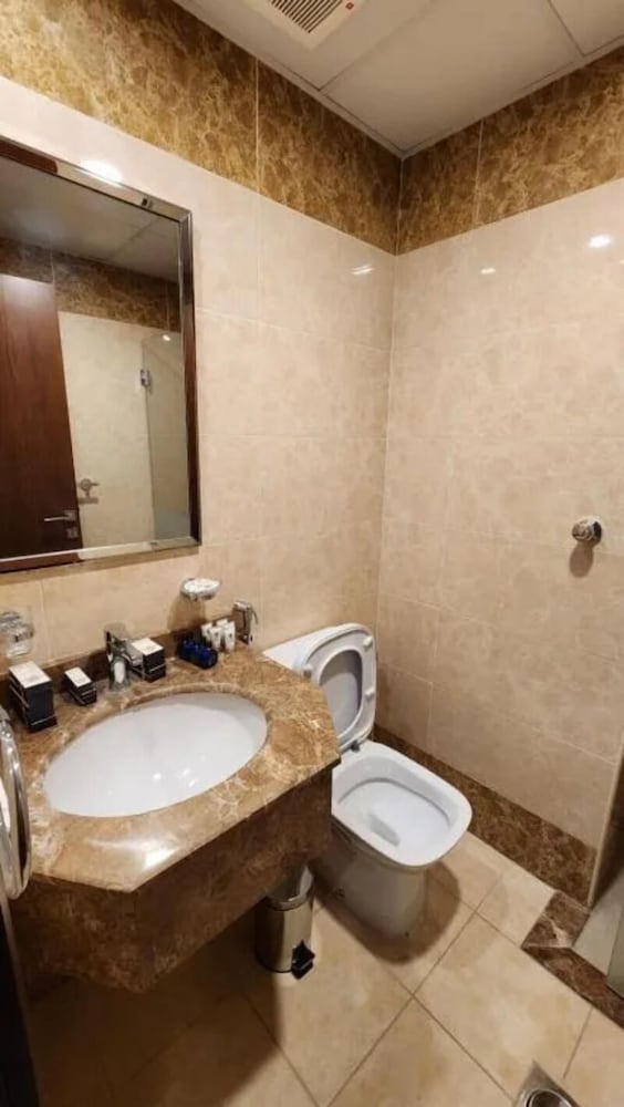 فندق ابراج المسك(ABRAJ ALMISK HOTEL) 43/45