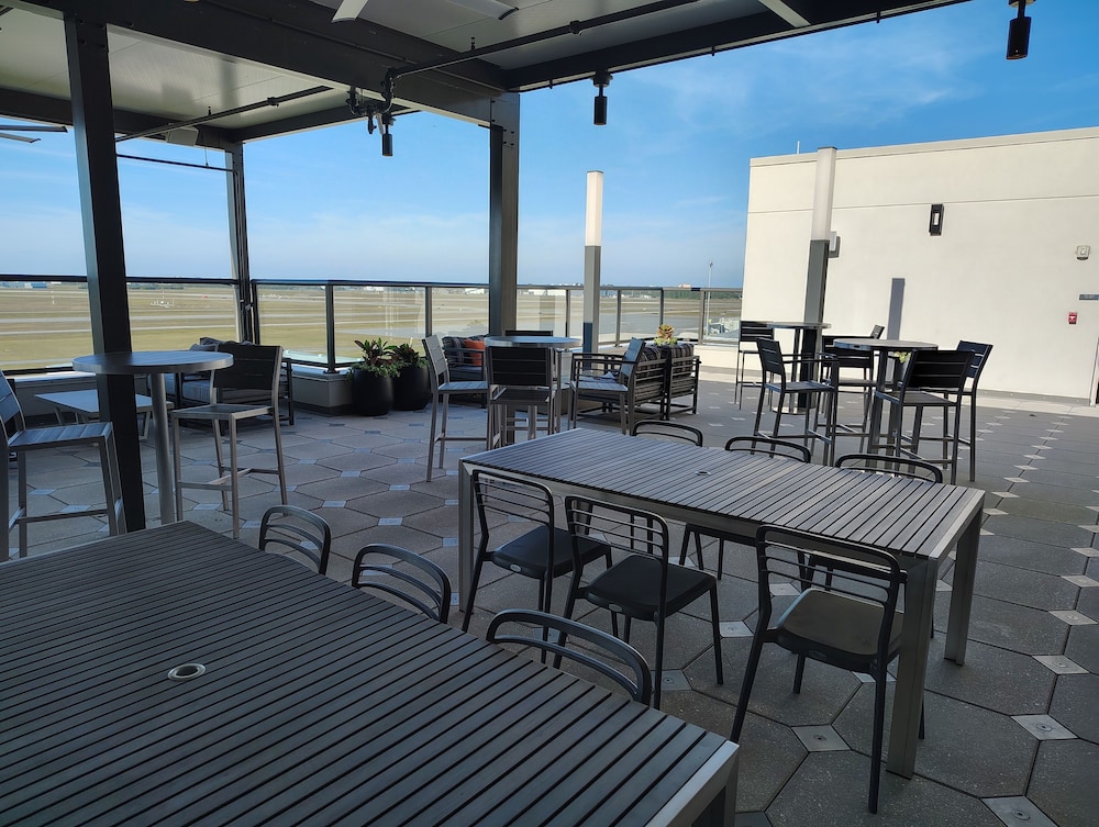 Hyatt Place Melbourne Airport 47/63