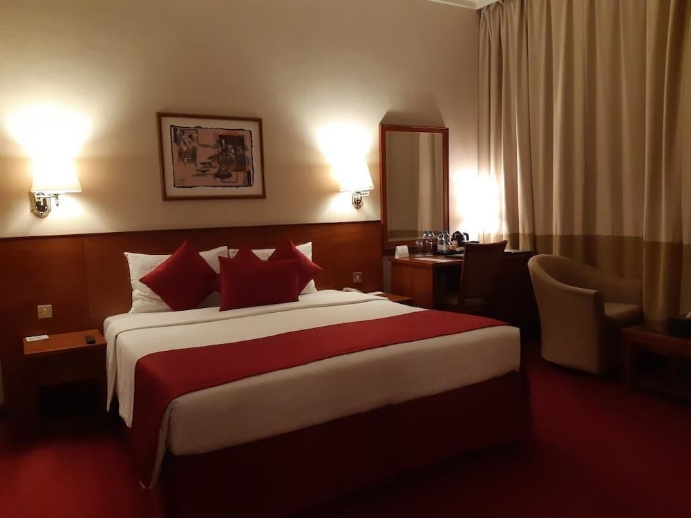 LOTUS GRAND HOTEL 10/50