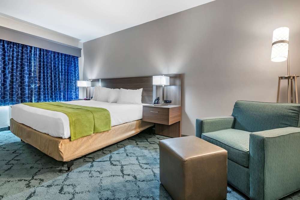 Best Western Plus Lakeland 12/38