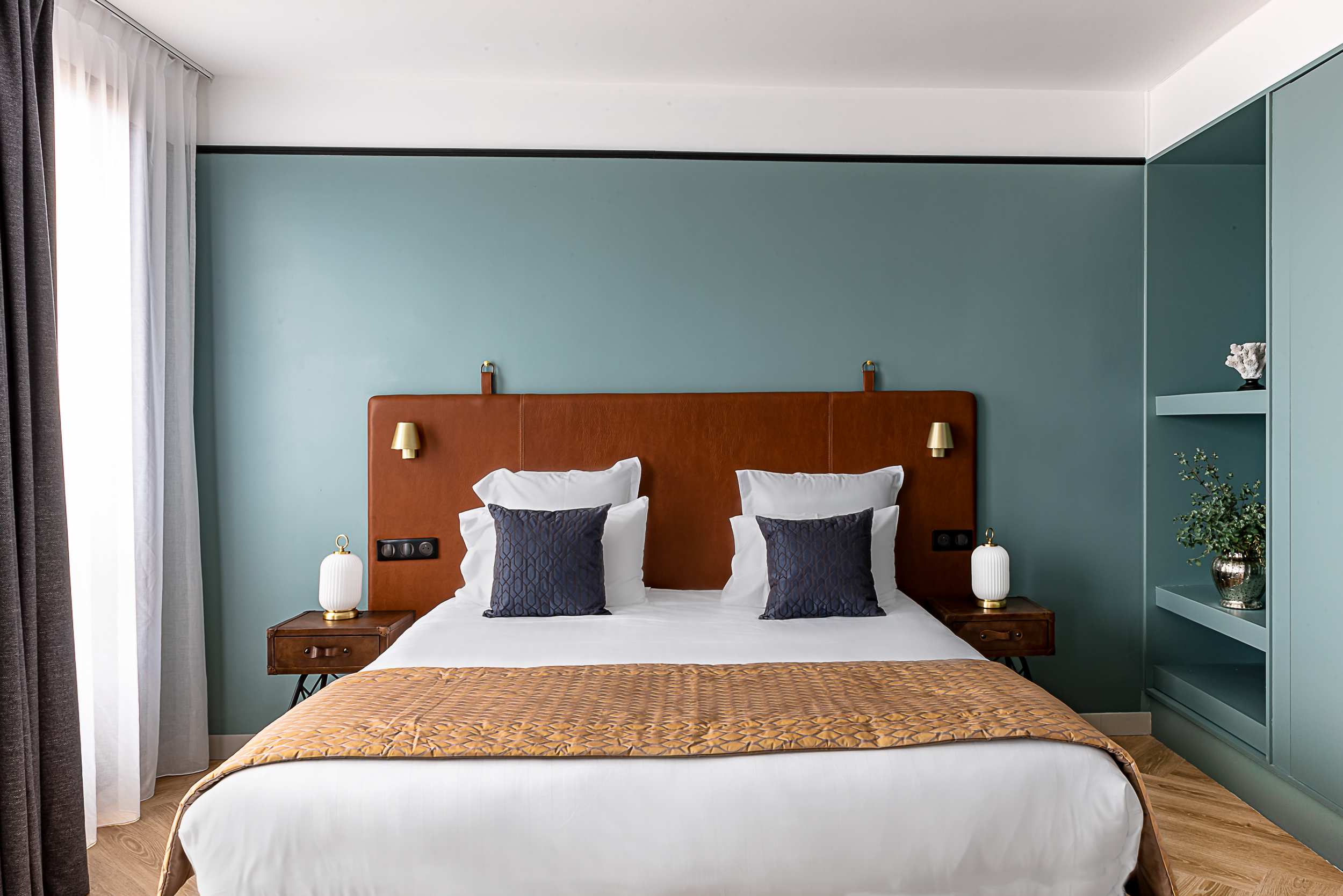 PRESTIGE, SUITE