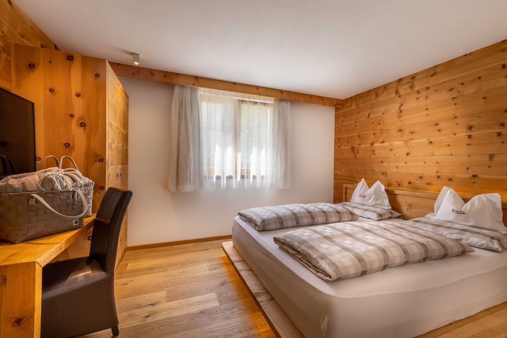 Hotel Cristallo 21/70