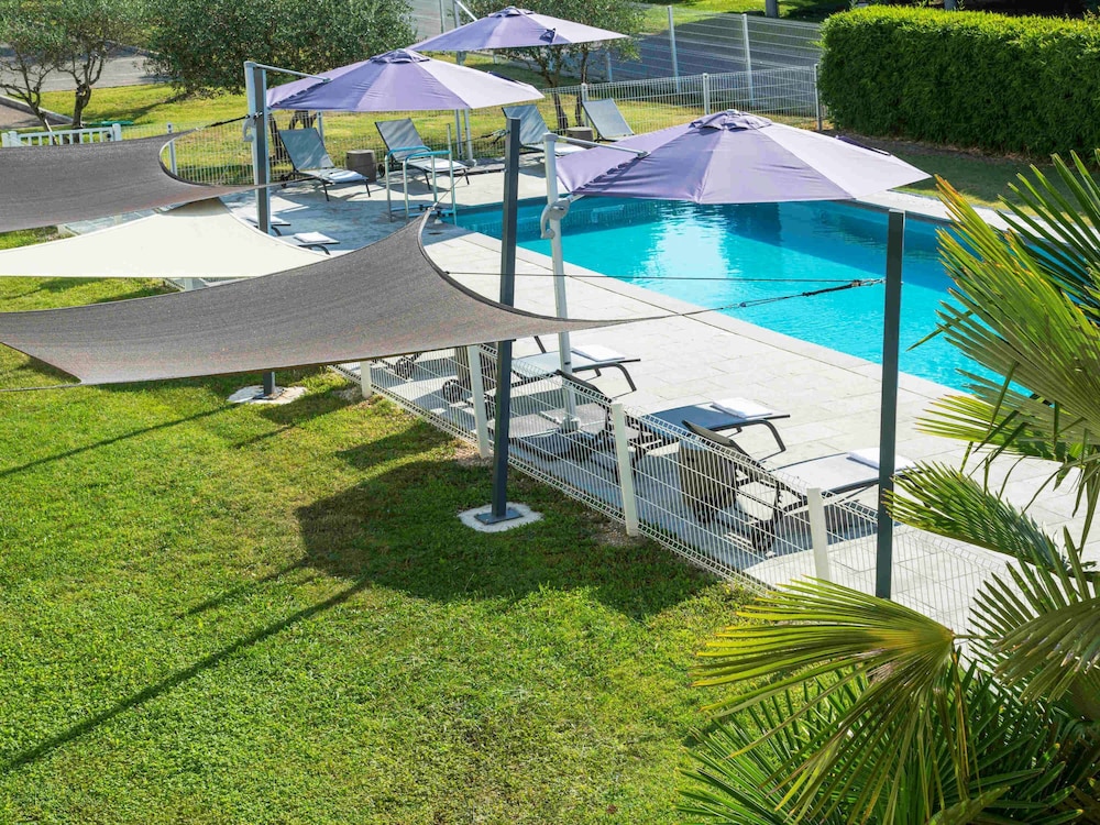 Ibis Styles Pertuis Luberon 38/44