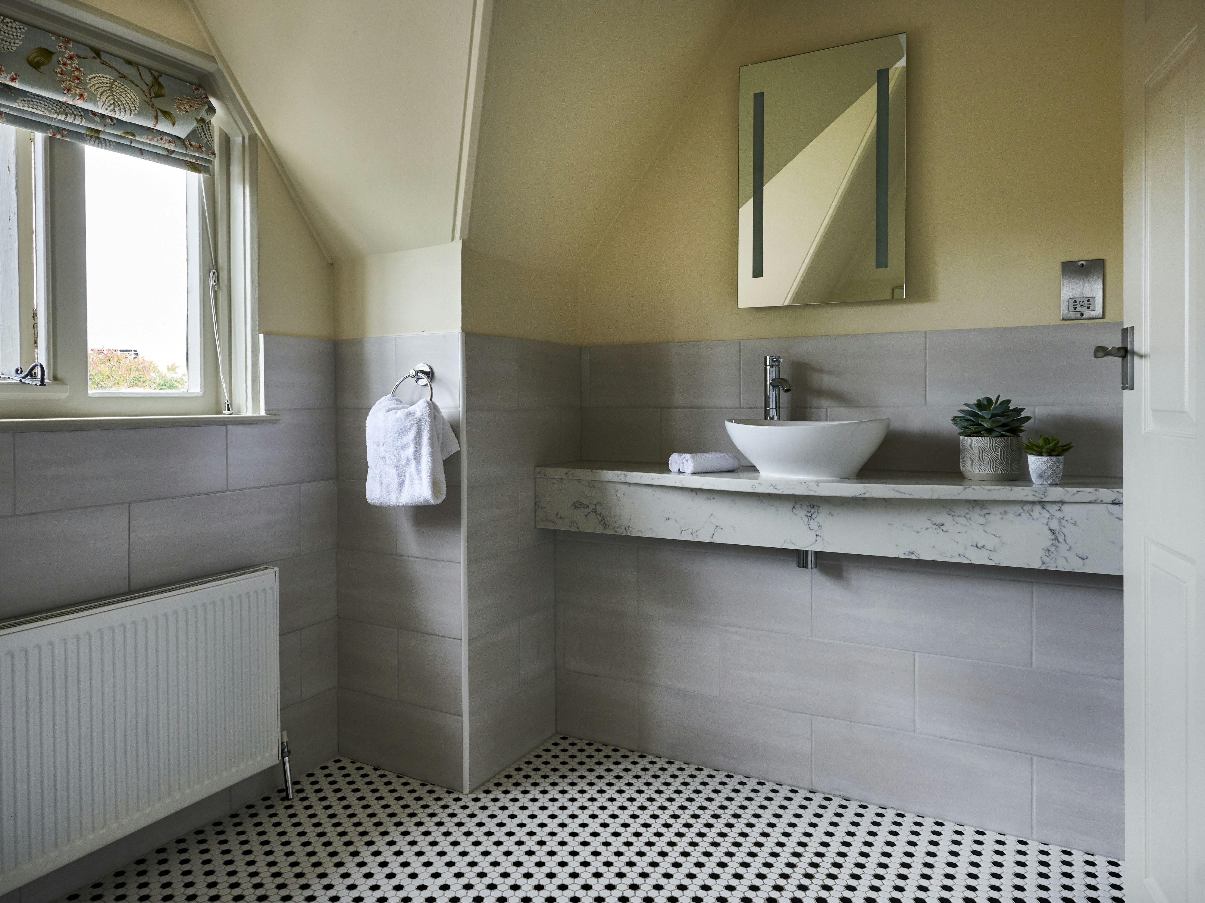 Careys Manor & Senspa 54/55