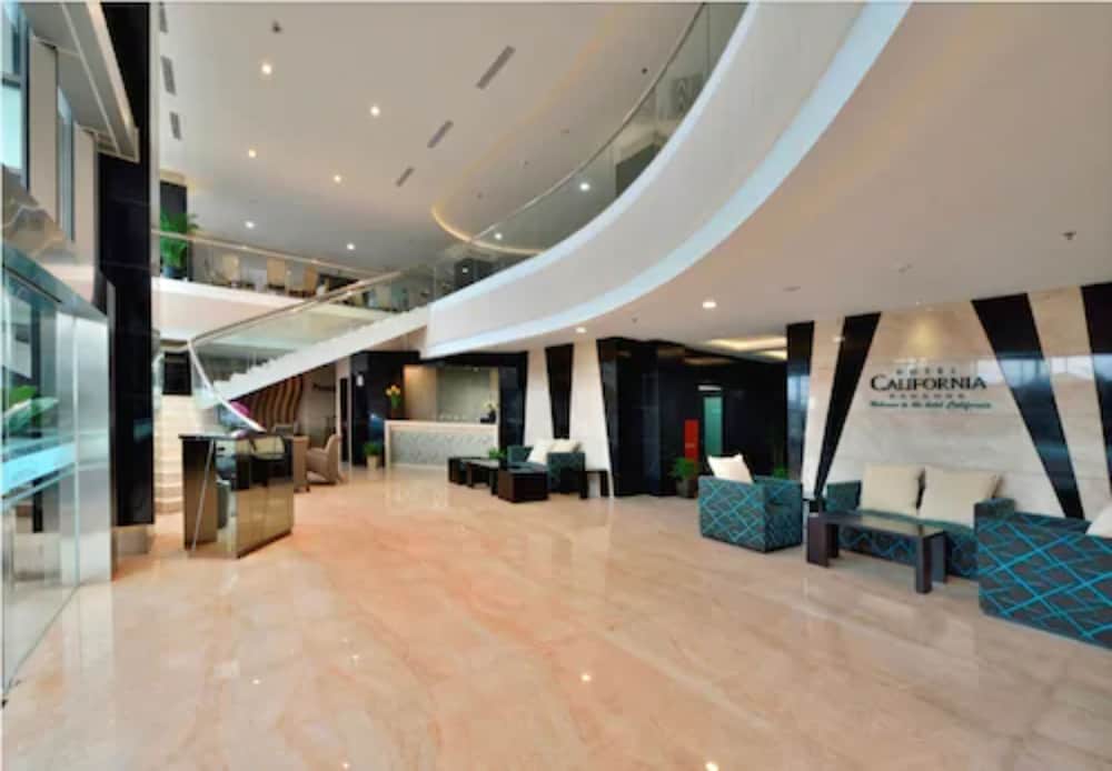 Hotel California Bandung 8/42