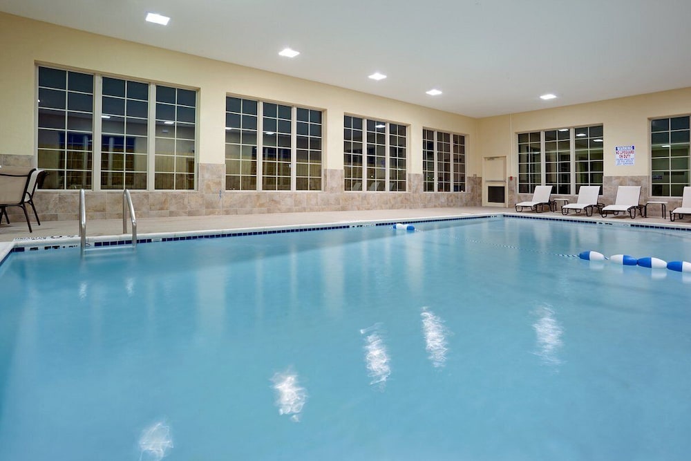 Woodland Suites (ex. Candlewood Suites Weatherford) — photo 2