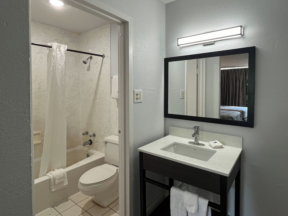 Studio6 Hammond, LA – I12 – I55 46/49