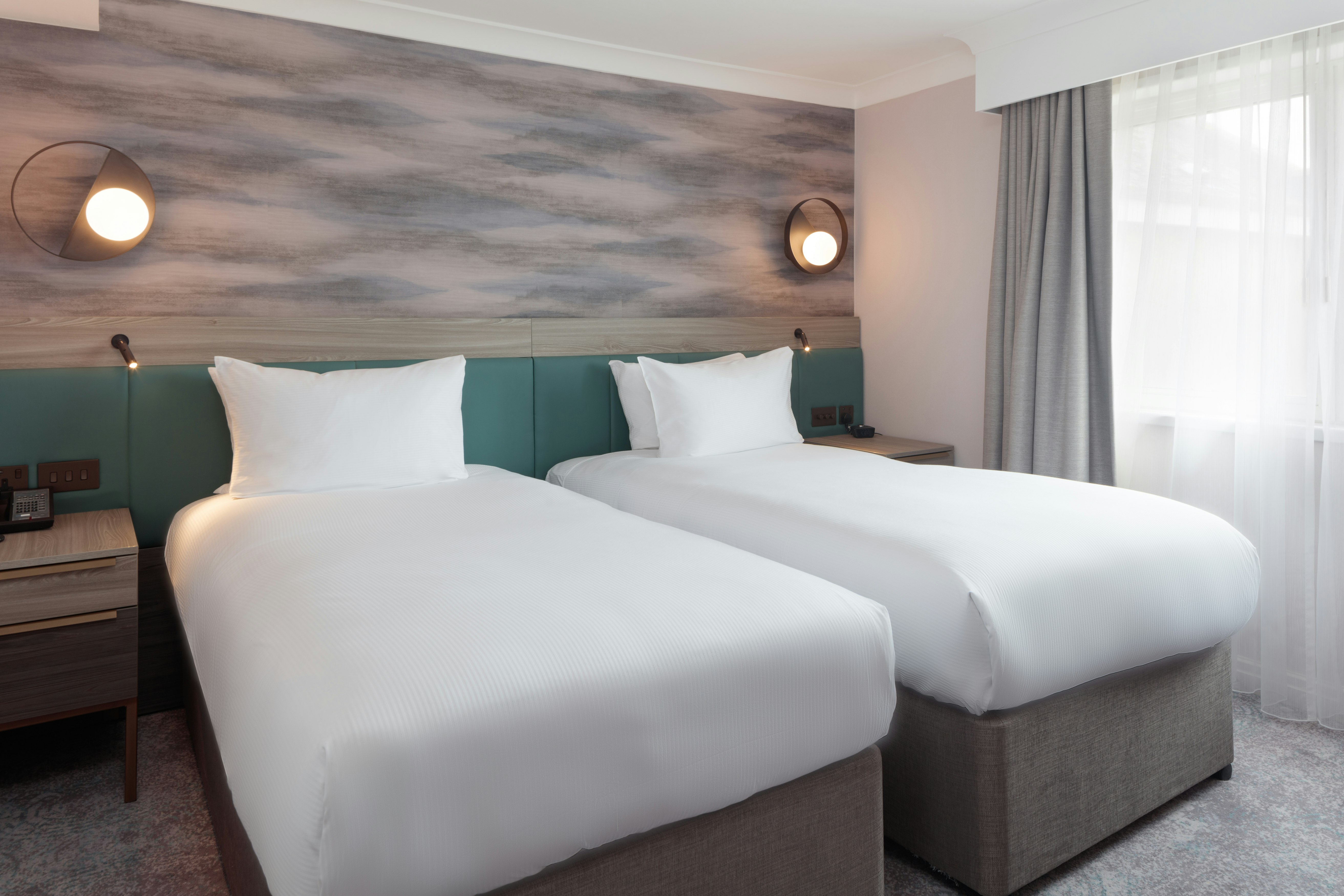 SUPERIOR, TWIN BEDS