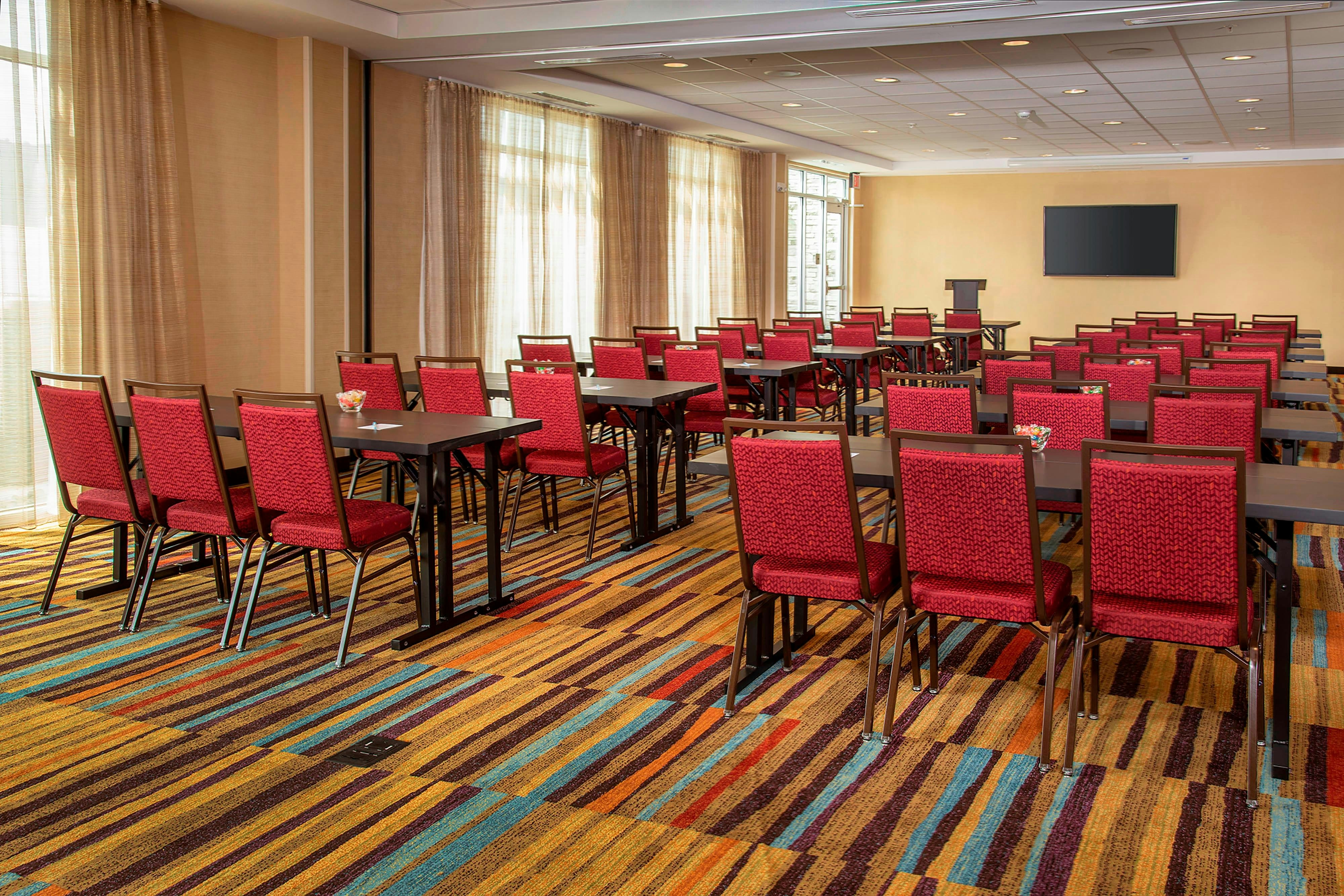 Fairfield Inn & Suites By Marriott Harrisburg International Airport 14/19