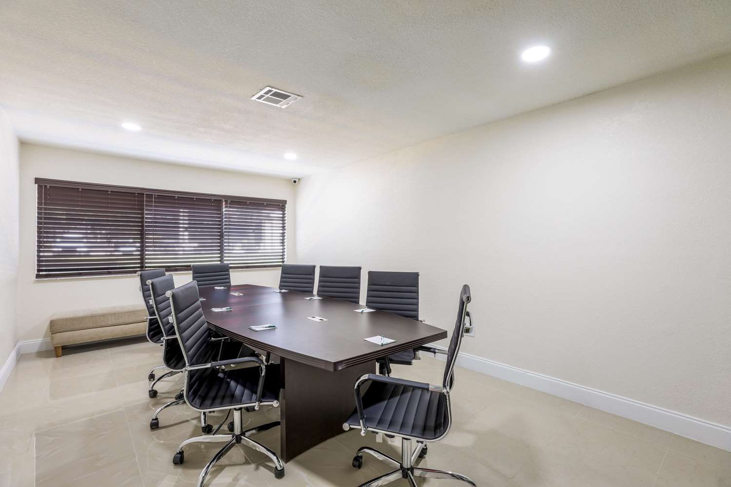 Baymont by Wyndham Orlando Downtown 13/20