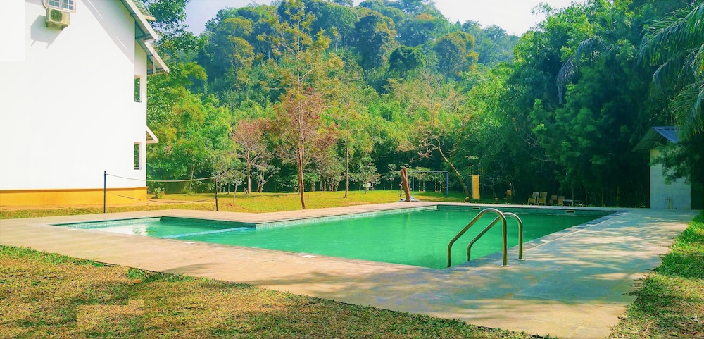 Vythiri Greens Resort 20/25