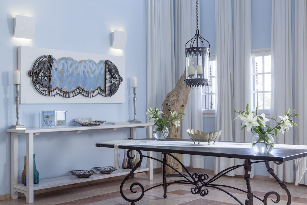 Aegean Suites - Adults Only 41/57