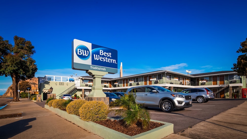 Best Western Tradewinds 5/48
