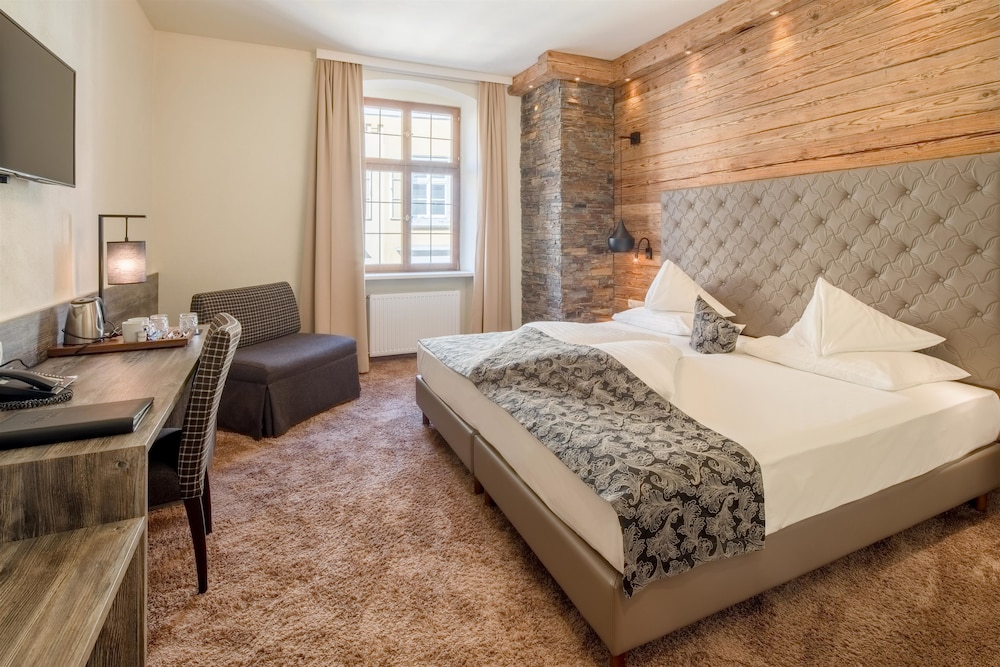 Hotel Goldener Adler, BW Signature Collection 24/63