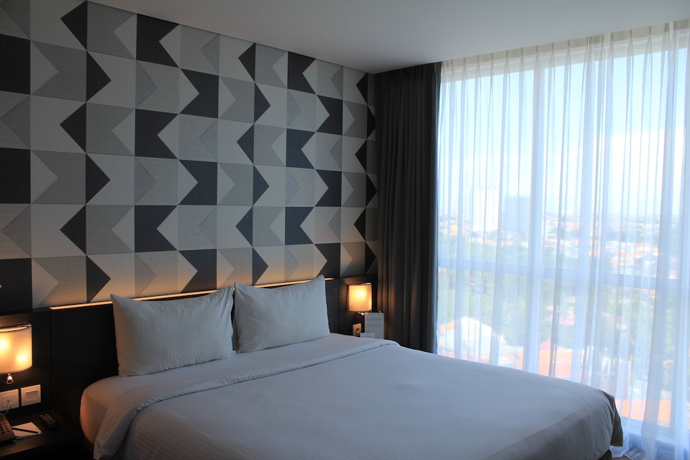 Luminor Hotel Jemursari 19/52