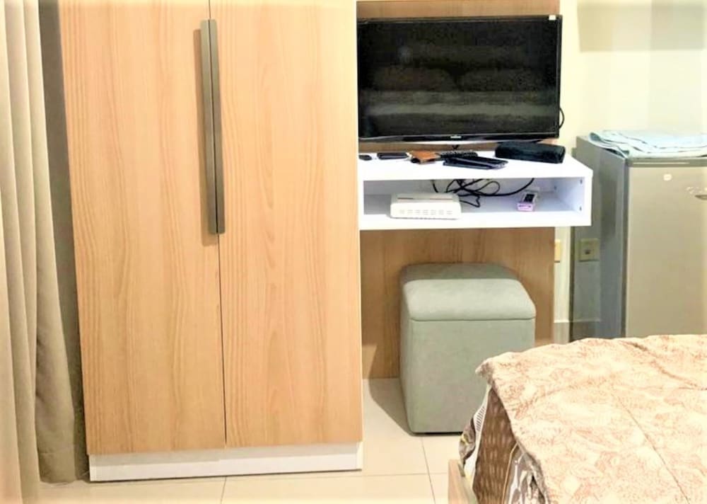 Springlake Apartment Summarecon by Veeroom by ZUZU 26/42