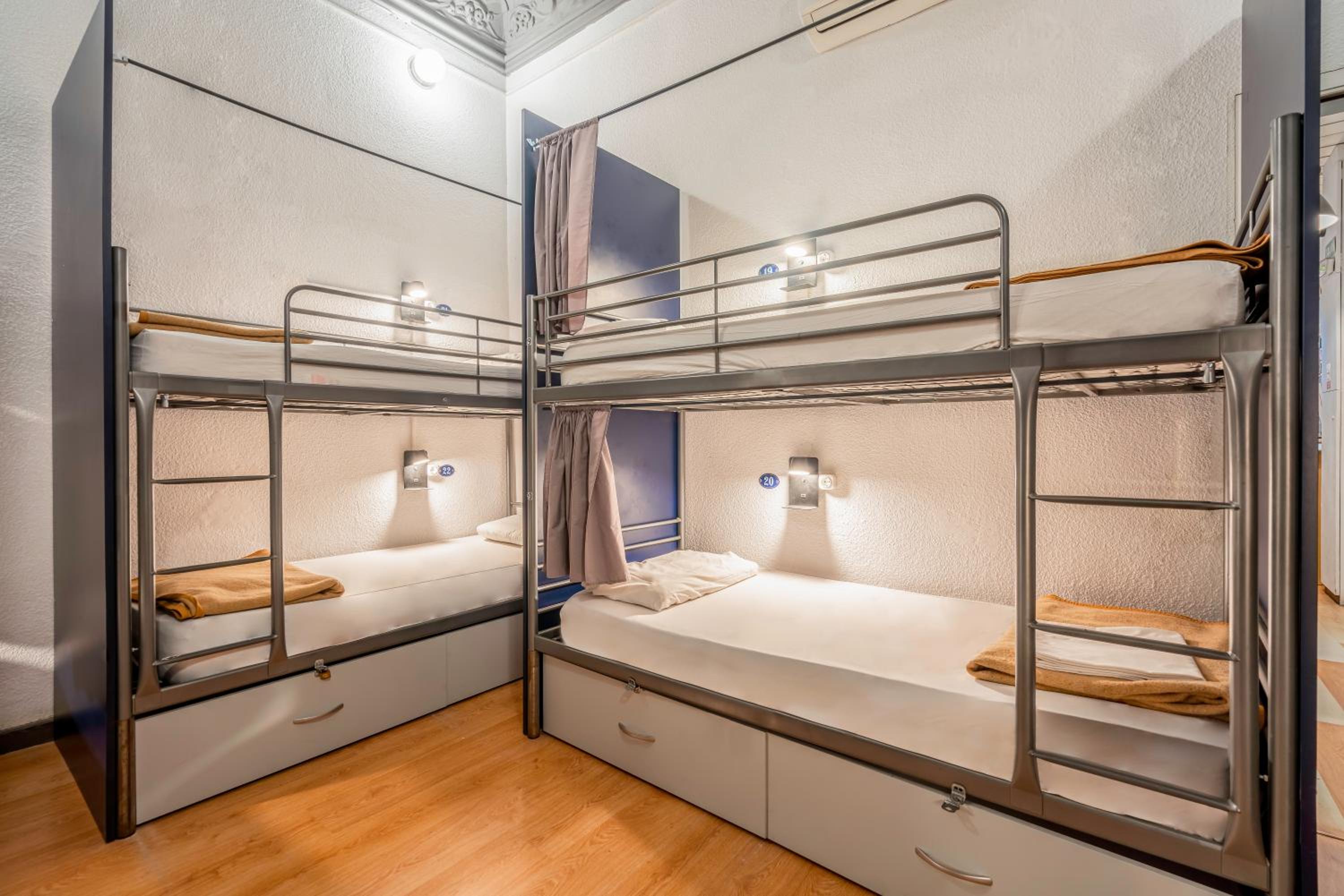 Casa Barcelo Hostel 15/55