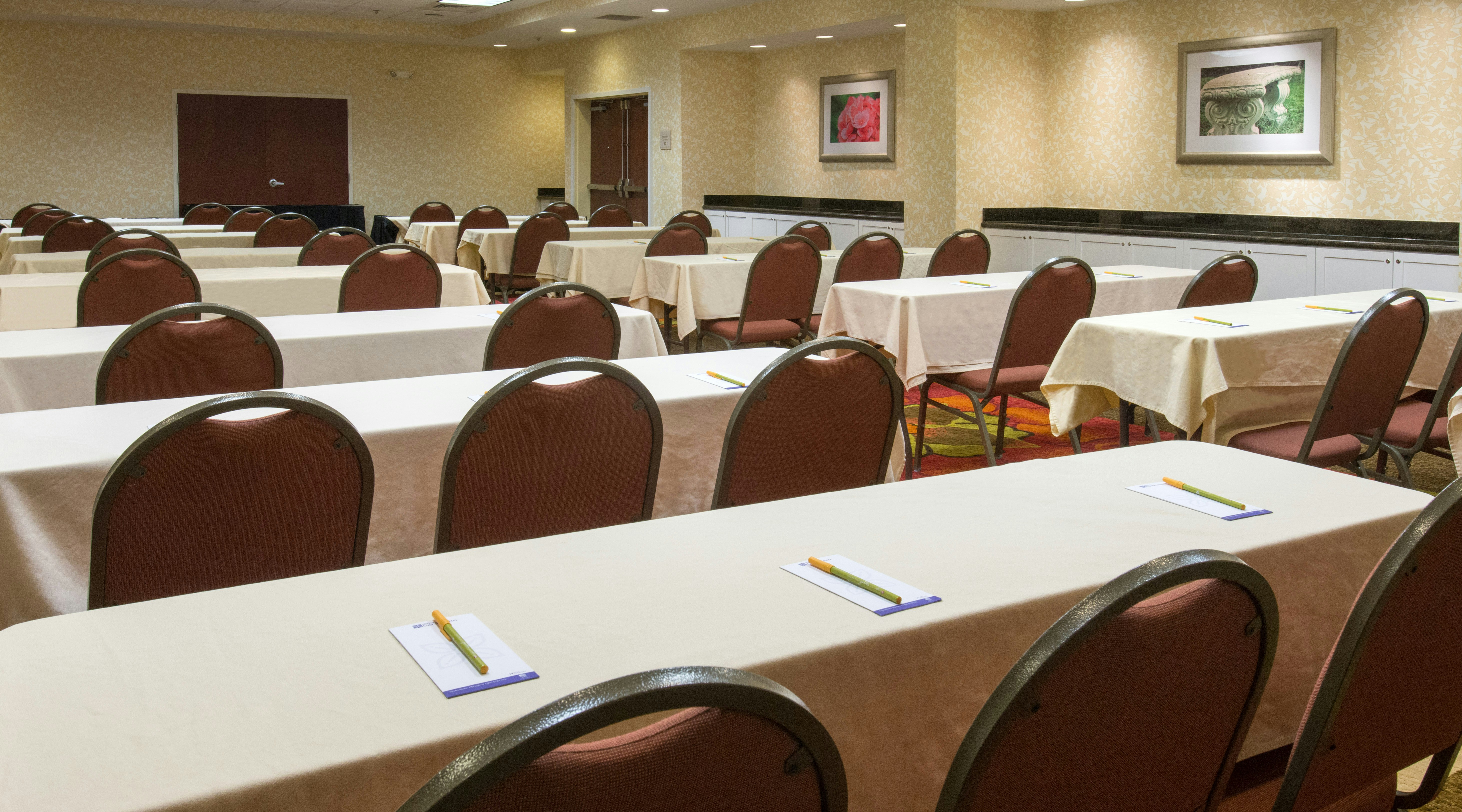 Hilton Garden Inn Macon / Mercer University 40/52