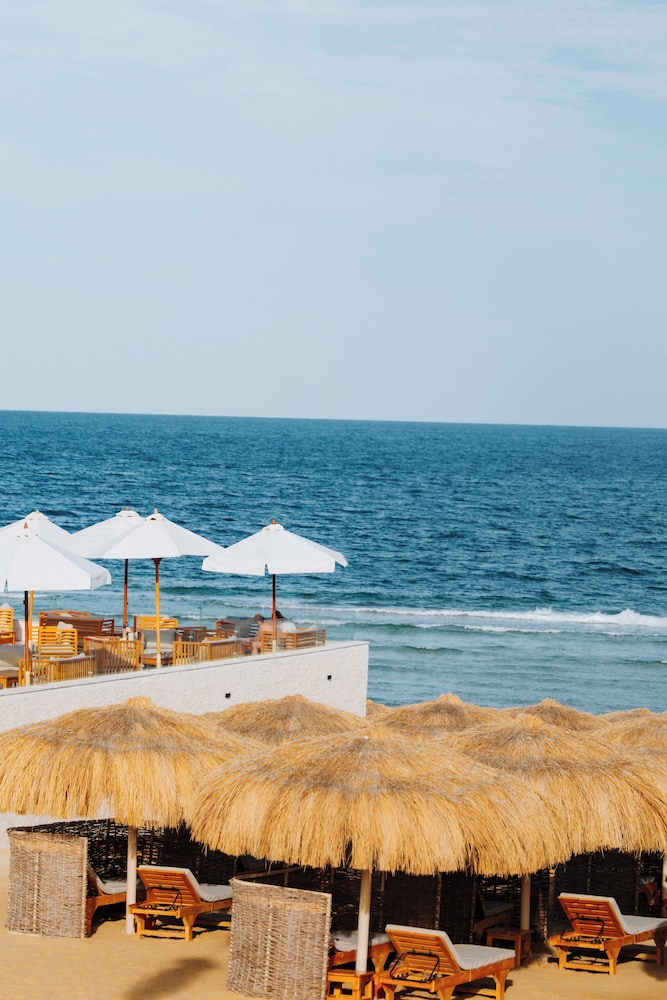 Diamond Beach by Pearl Resorts 79/84