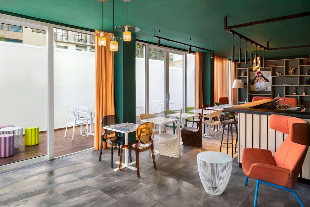 Quadro Hotel Trademark Collection by Wyndham 34/43