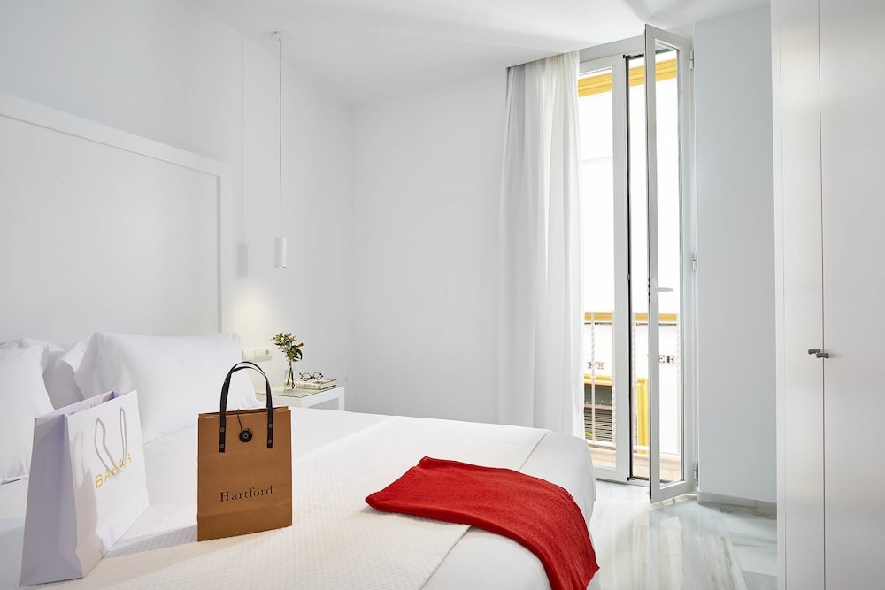 SUITE, APARTMENT, ANNEX