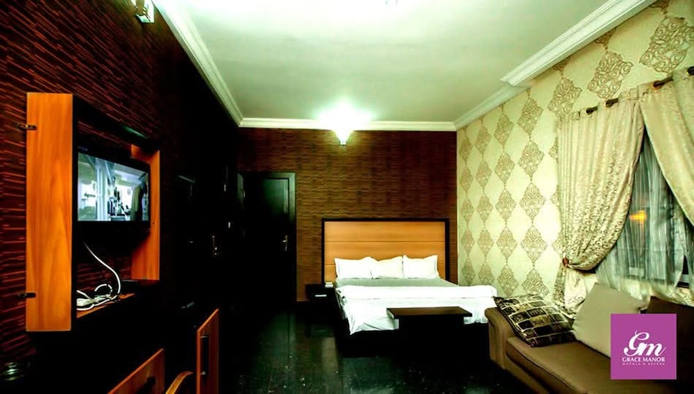 Grace Manor Hotels And Suites 12/23