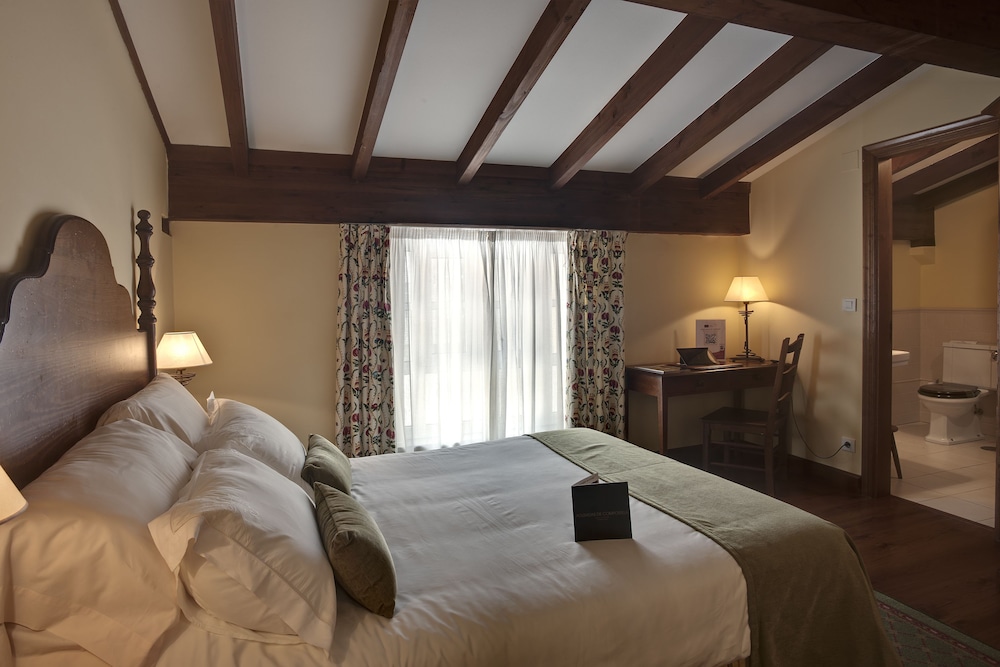 Hotel Airas Nunes 9/30