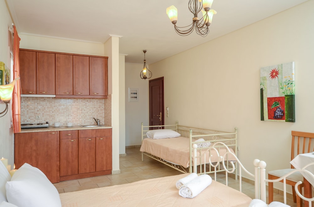 Perla Hotel 34/73