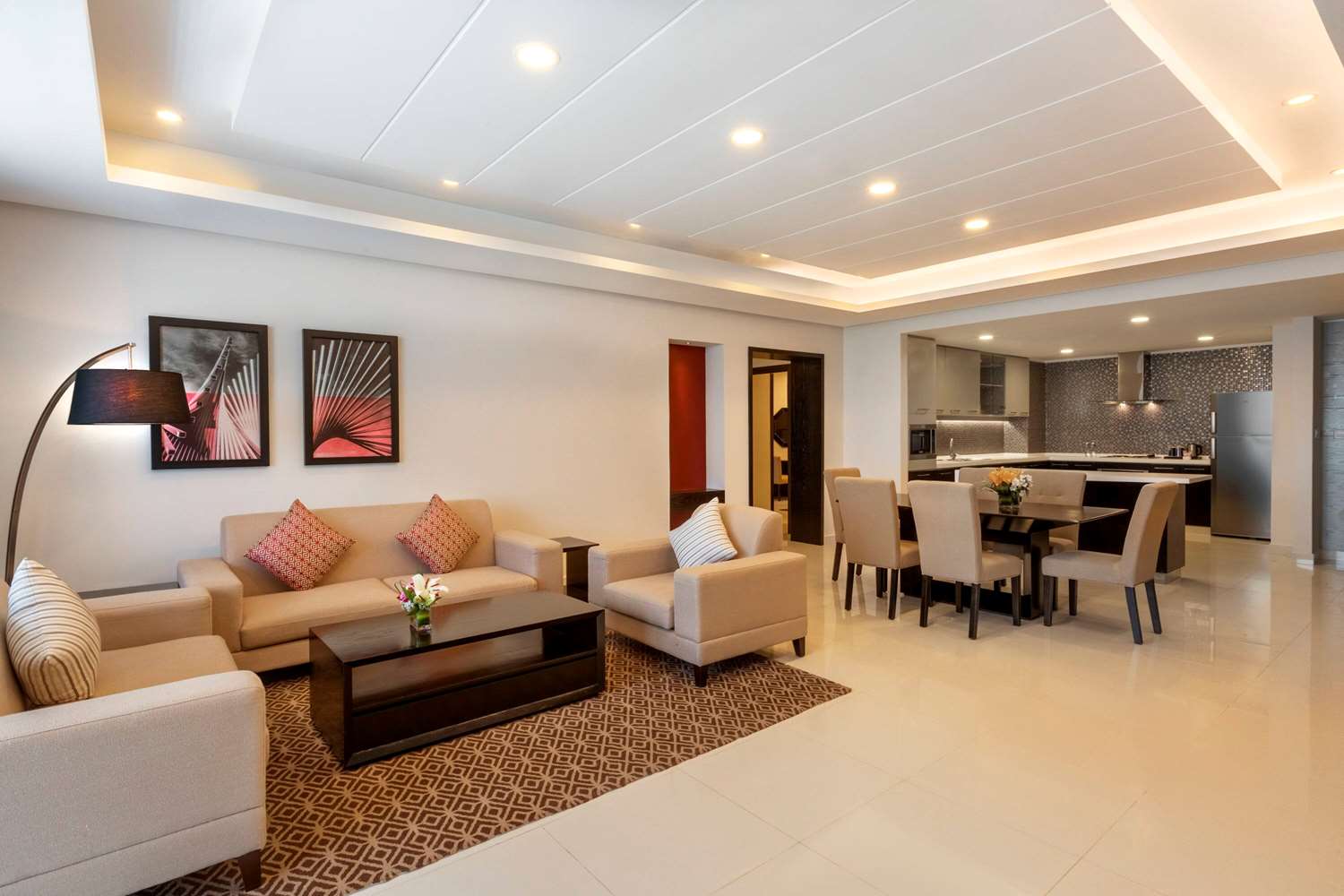 Ramada Hotel & Suites by Wyndham Amwaj Islands Manama 34/61