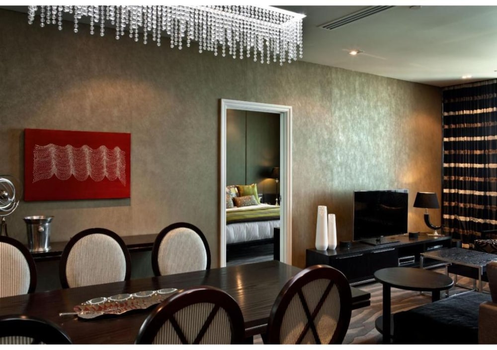 Grand Papua Hotel A Member of Radisson Individuals 63/70