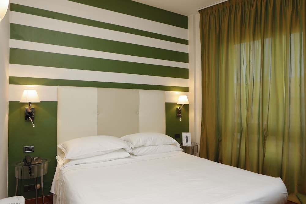 Hotel Lancaster 31/51