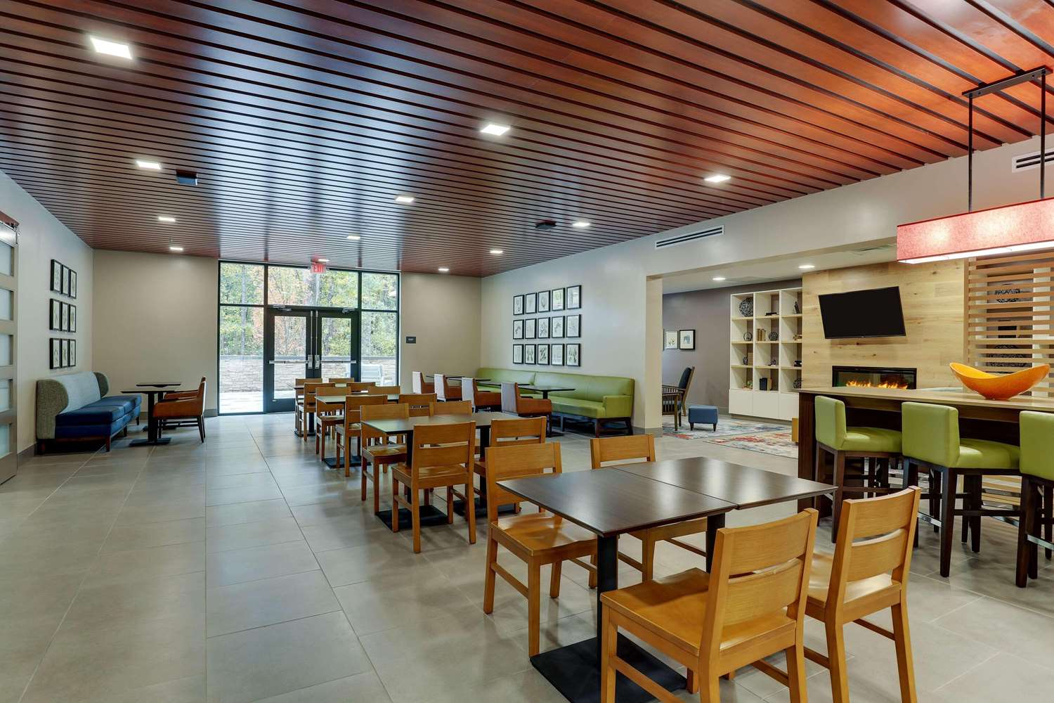 Country Inn & Suites by Radisson, Cumming near Northside Hospital Forsyth 28/41