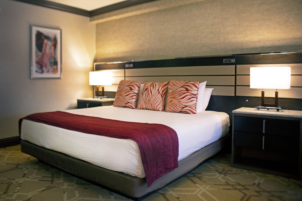 Ameristar Casino Hotel Kansas City 16/48