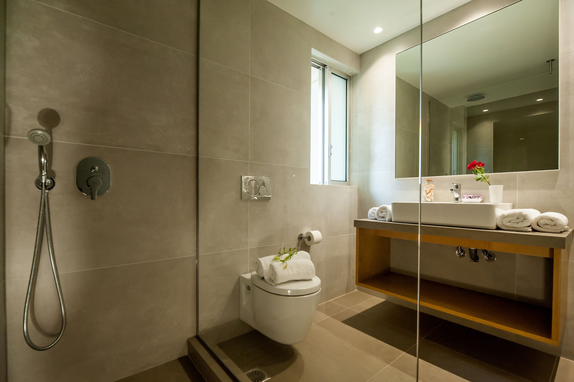 استوديو سوبيريور بسريرين منفصلين، Lotus Hotel Apartments 2/8