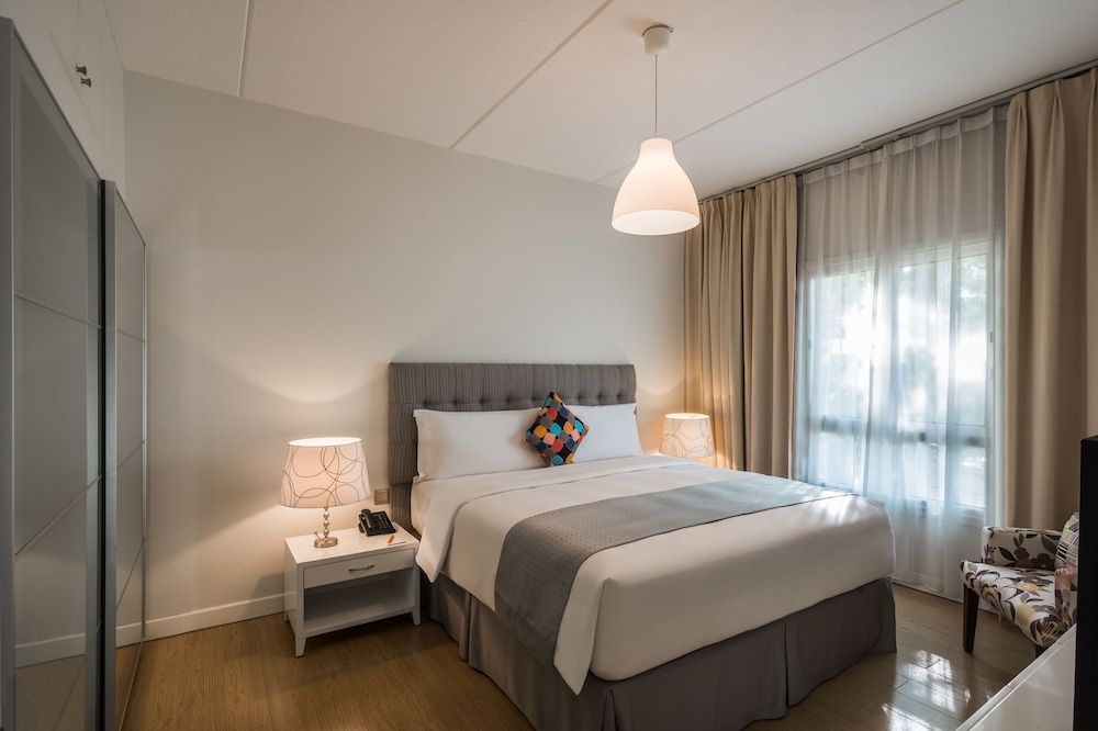 فندق قرية الريم(Al Reem Village Hotel) 11/51