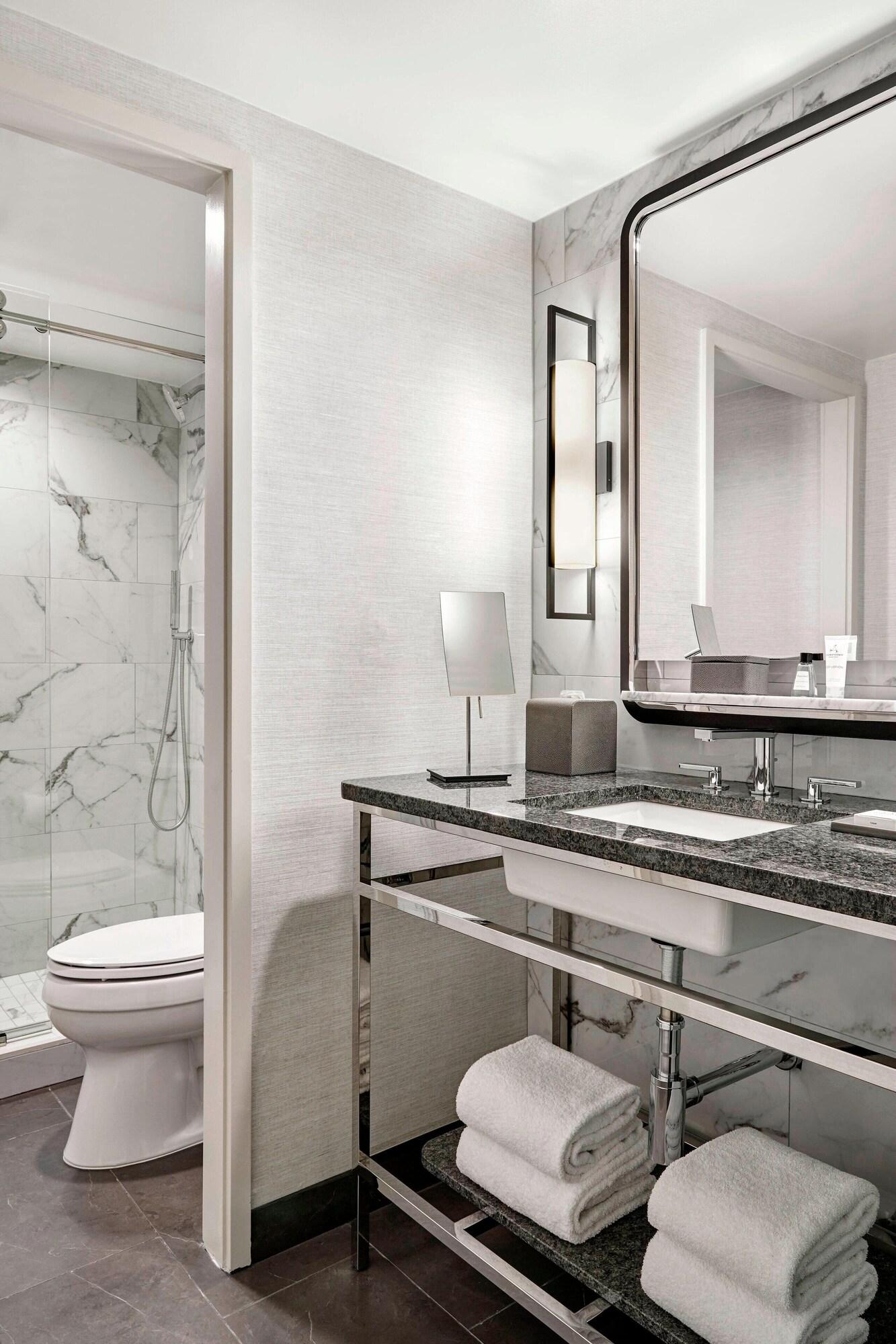 غرفة بريميوم بسرير كينج، Jw Marriott New Orleans 5/5