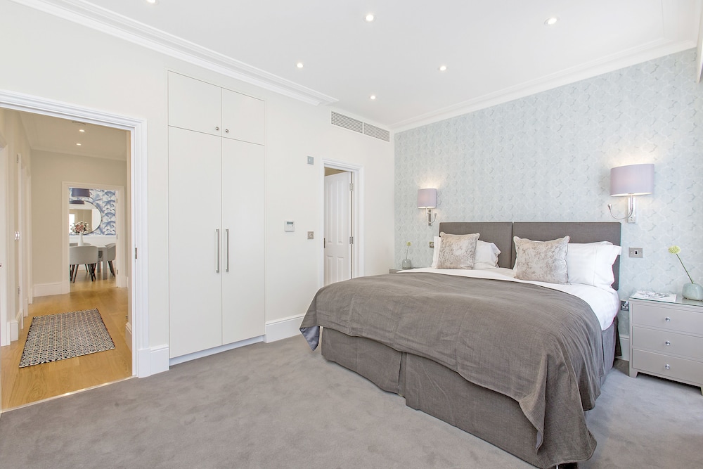 Chesham Court 14/50
