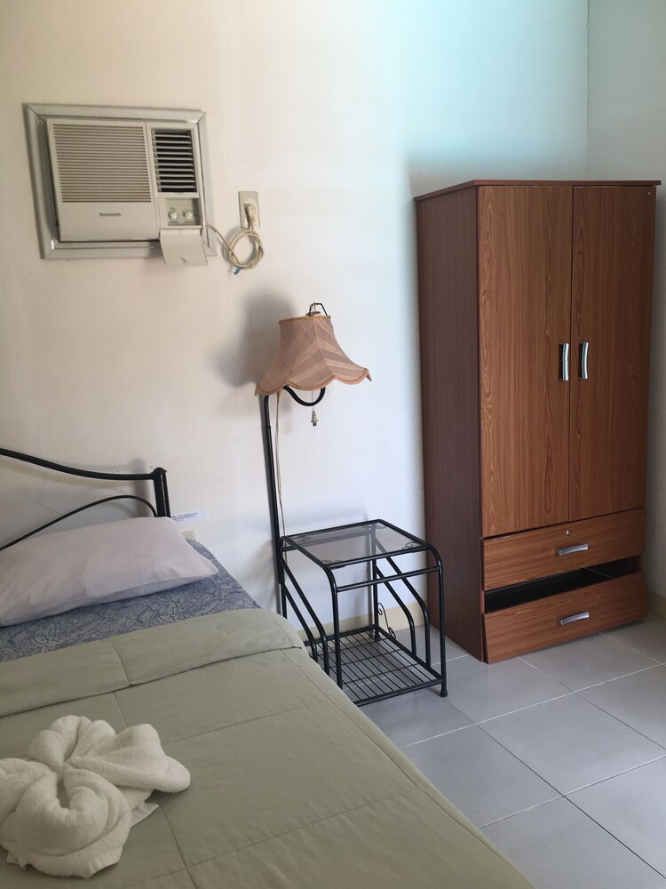 New Eve's Kiosk Dive Resort 26/71