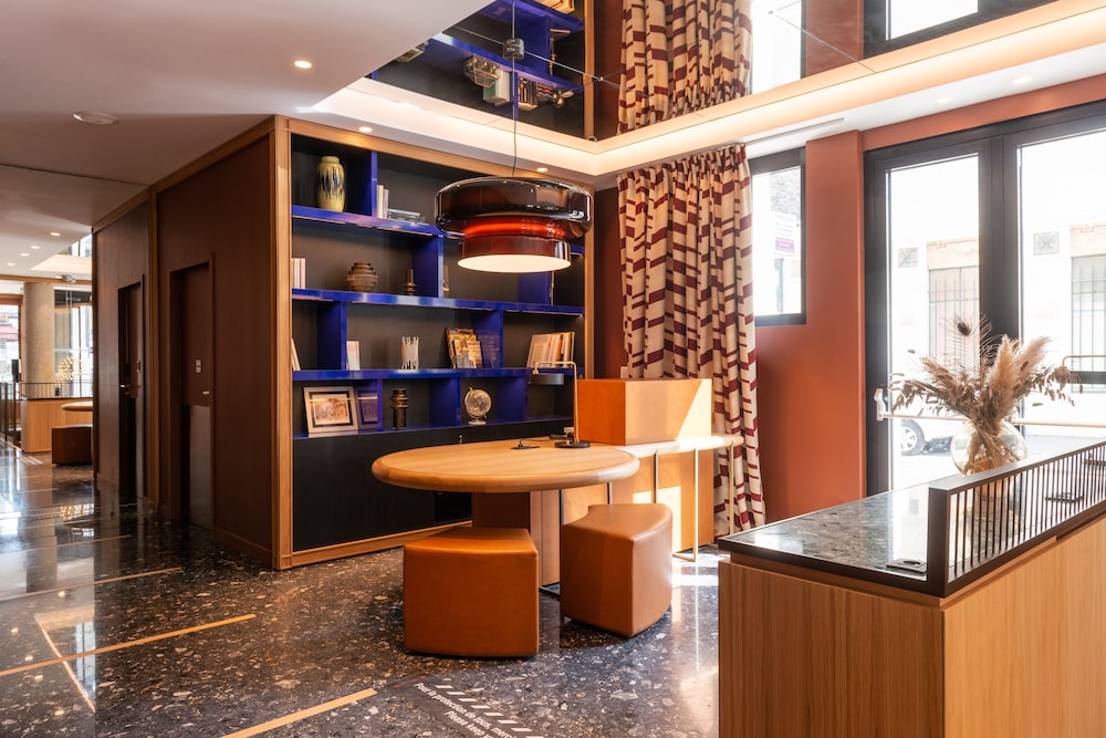 Hotel Yllen Eiffel 43/53
