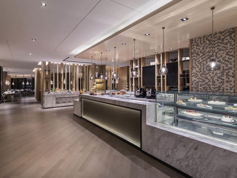 Grand Mercure Shanghai Lingang 6/50