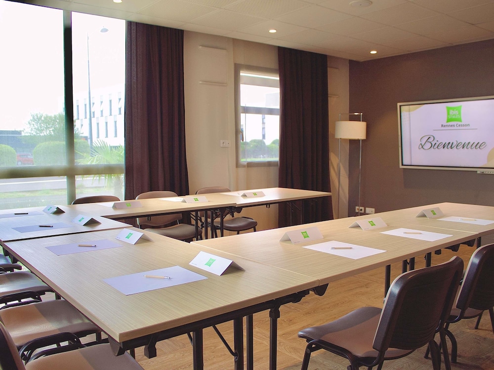 ibis Styles Rennes Cesson 41/50