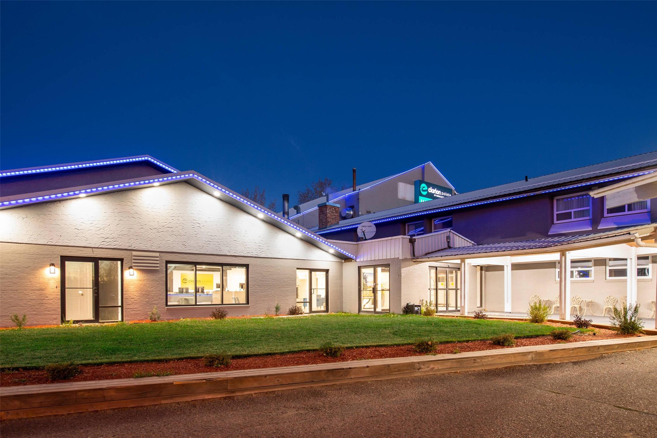 Clarion Pointe Medicine Hat Saamis Tepee 1/21